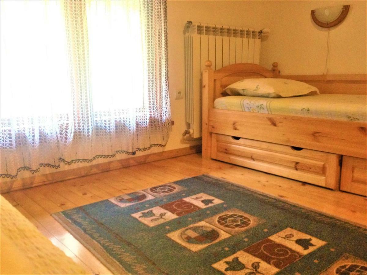 "Tipografov" Guest House เวลีคอเทอร์โนโว ภายนอก รูปภาพ